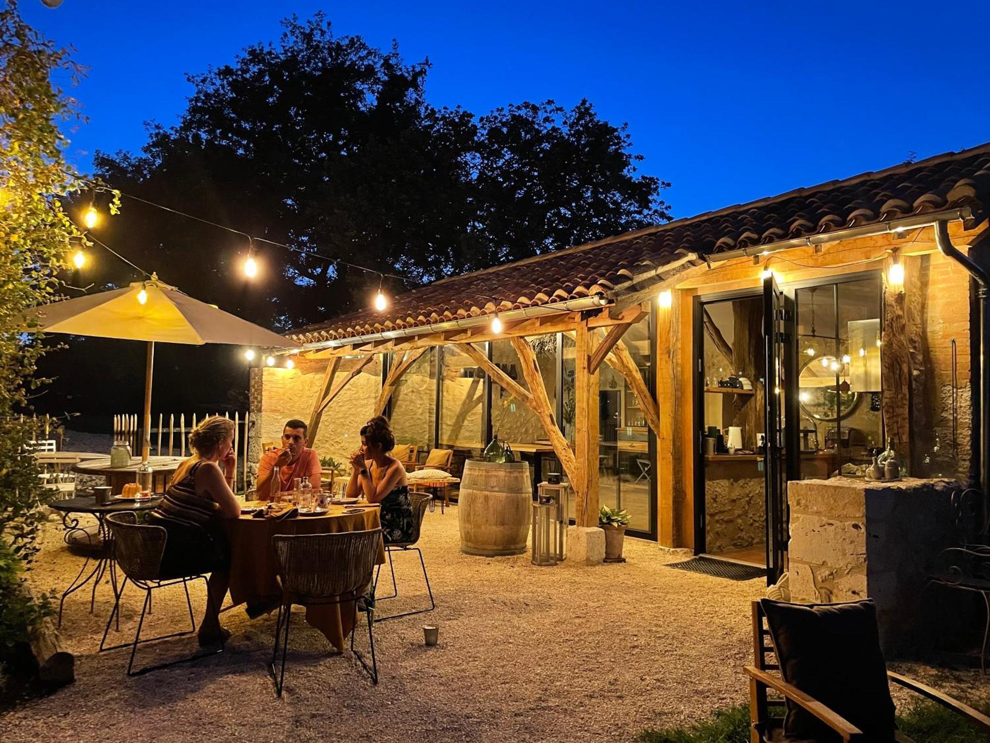 Dome Insolite Lichen Jacuzzi Et Petits-Dejeuners Inclus Gondrin エクステリア 写真